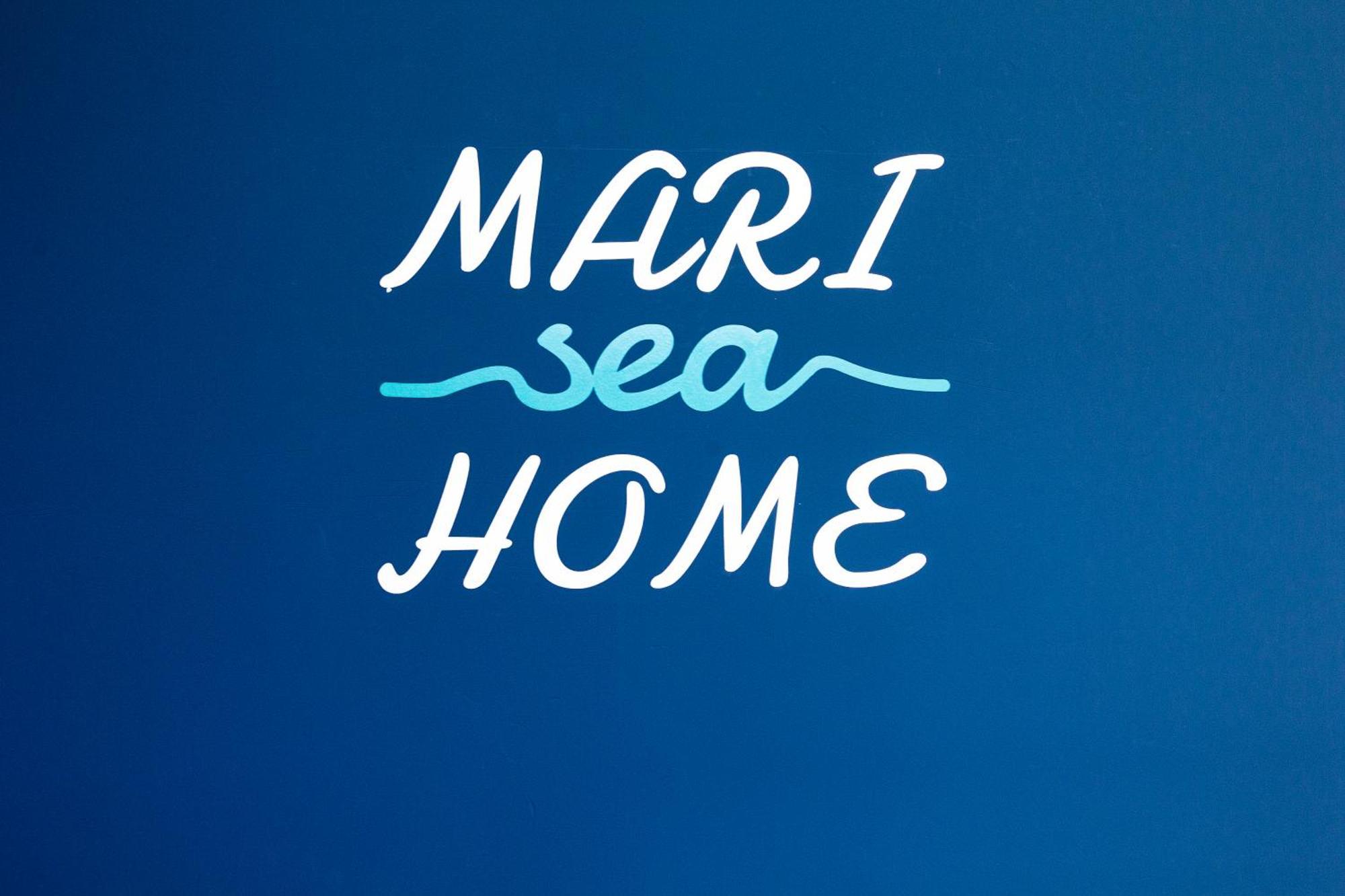 Mari Sea Home Giardini Naxos Bagian luar foto